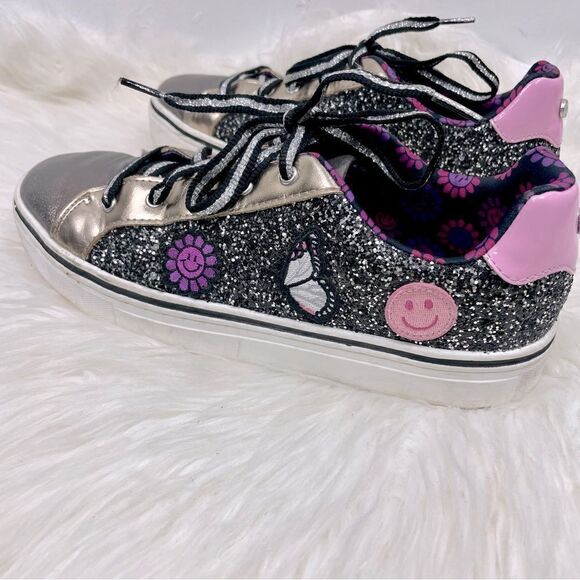 Madden NYC | Bitmoji,glitter,sneakers 6.0 black, bronze,pink. - Picture 9 of 9